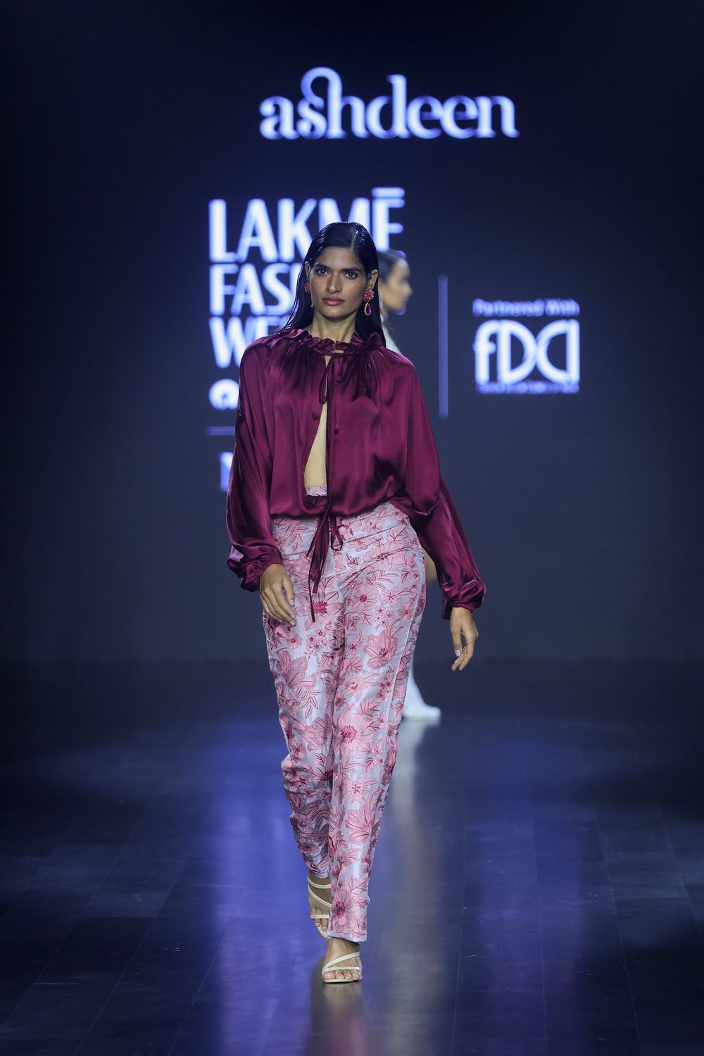 Plain Top & Dawn Trouser