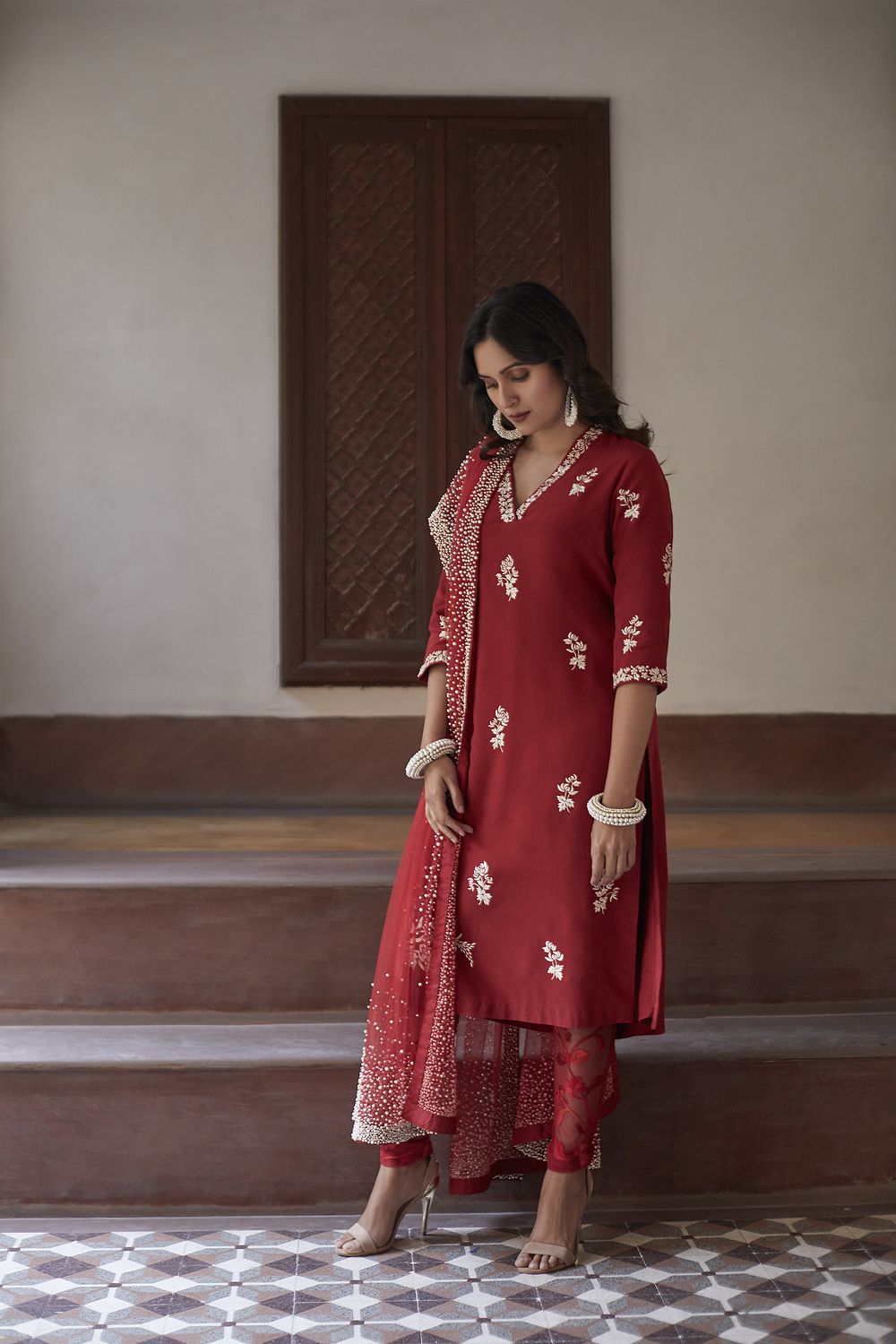 Hk Chrysanthemum border & buti