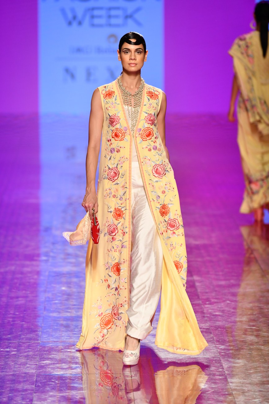 Kyoto with beads border