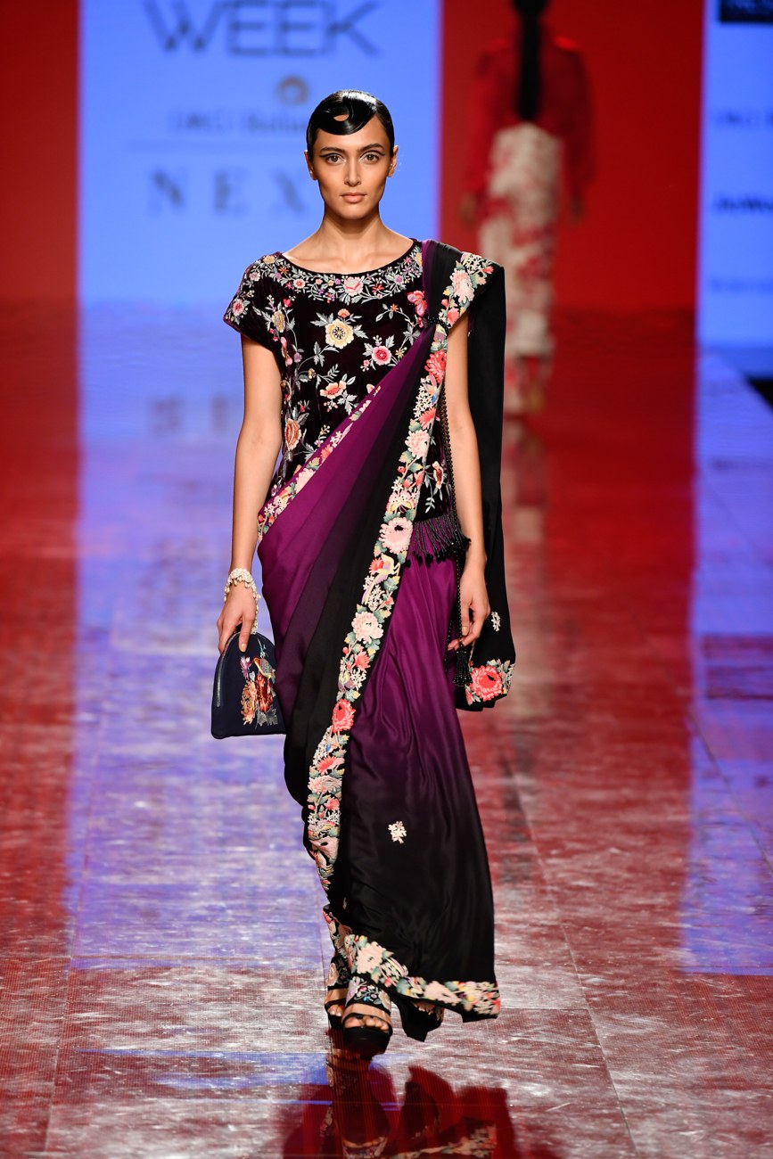 Kerman Jhabla Kiku french knot Saree